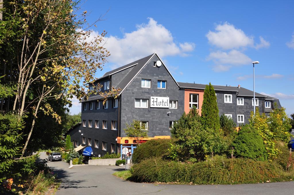 Hotel An Der Alten Porzelline Нойхаус ам Ренвег Екстериор снимка